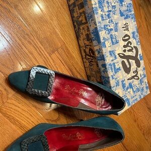 Women's Vintage Teal Pumps